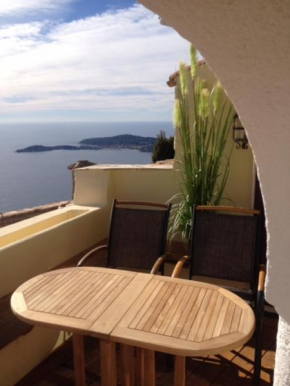 Отель Romantic Hideaway Eze/ Monaco with spectacular sea view  Эз 